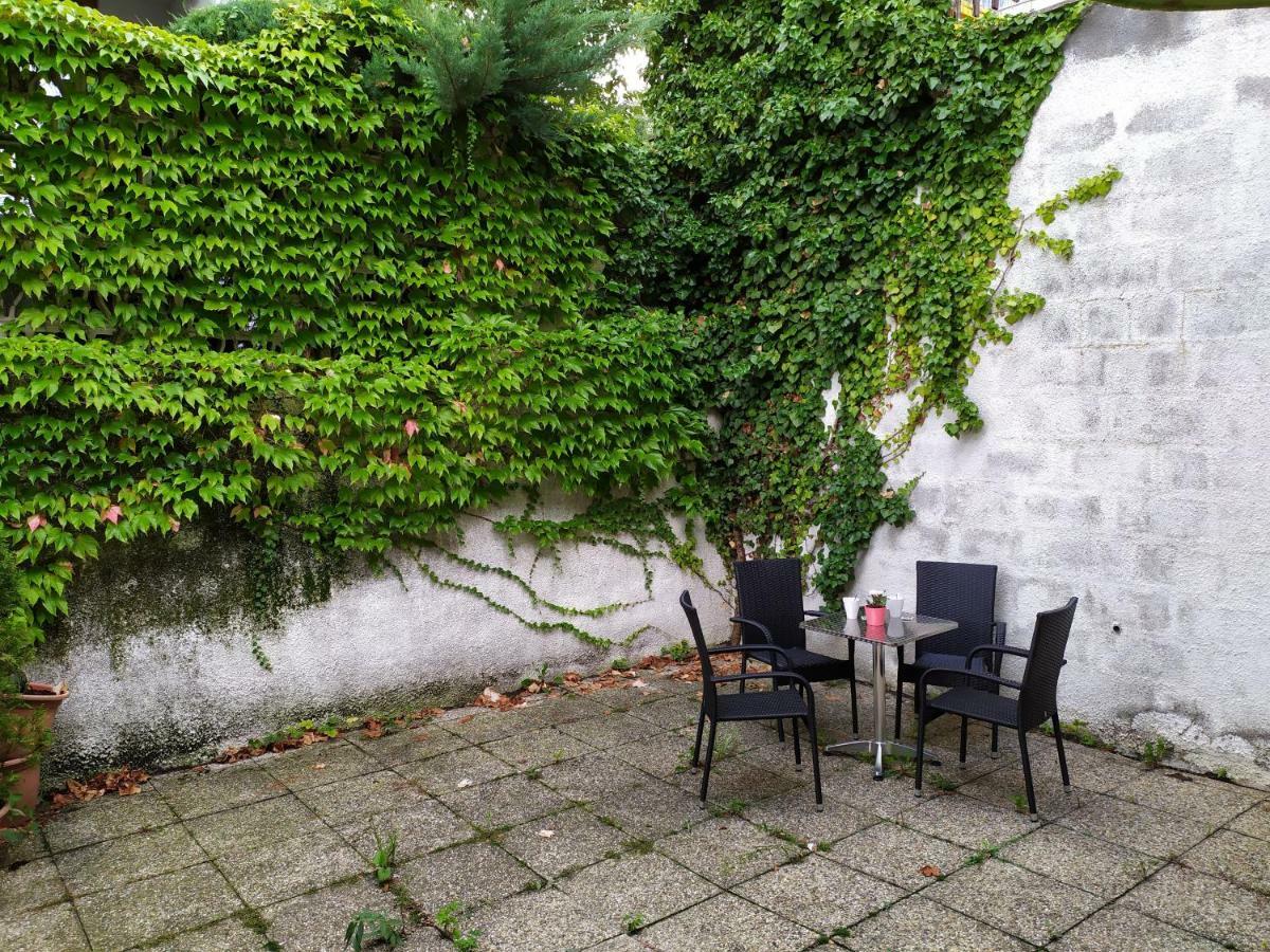 Kate & Jenny - Two-Level Apartment In The Old Town Bratislava Luaran gambar